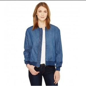 TWO BY VINCE CAMUTO DENIM BOMBER JACKET XL